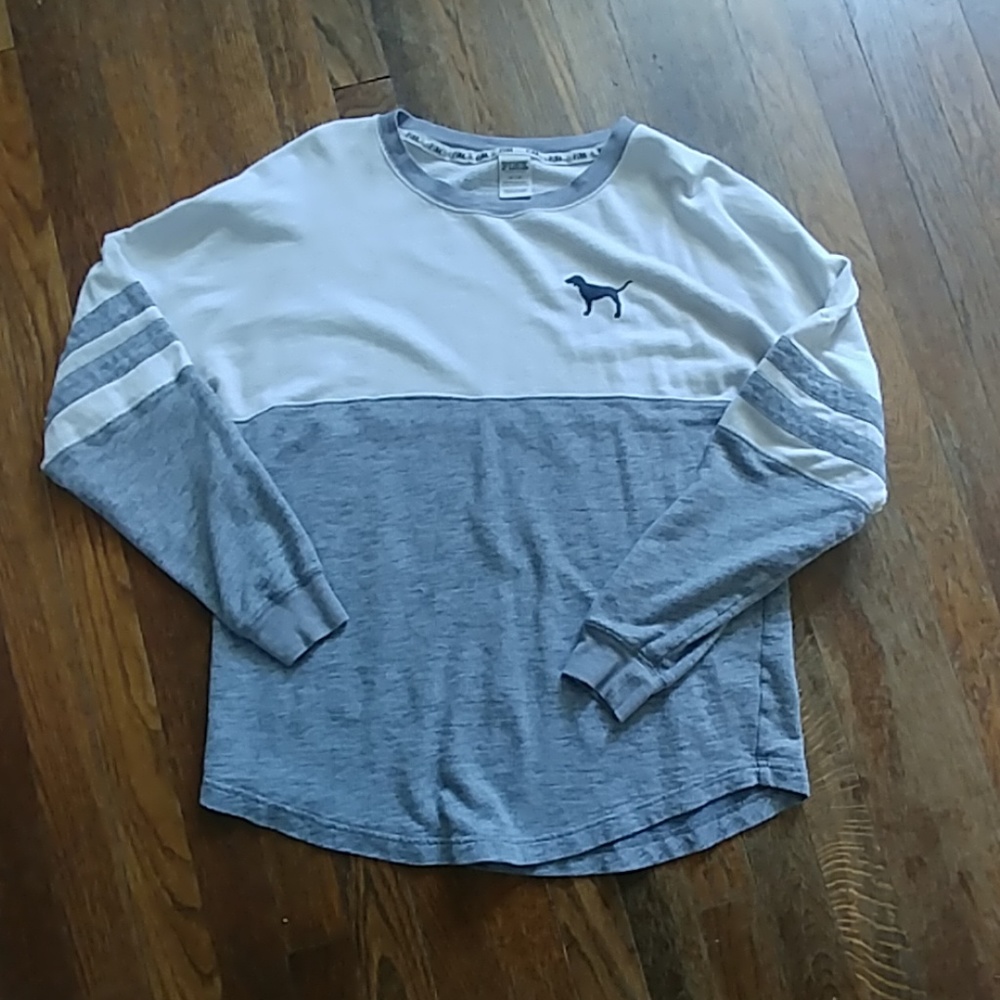 VS Pink Pullover